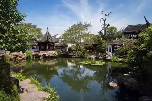 借用古典的手法，打造现代中式庭院