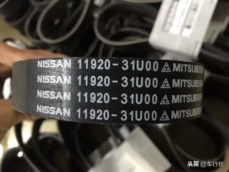 你的车8万公里了吗?该换发动机皮带了,要不干脆自己买吧!