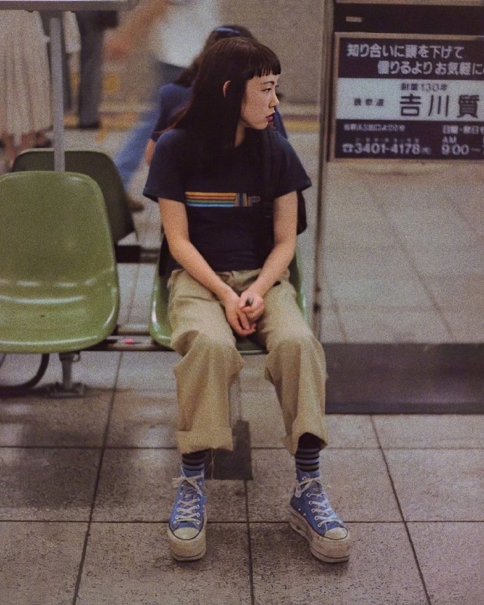 惊艳！东京90年代的“素人街拍”，没有PS滤镜，照样时髦得不像话