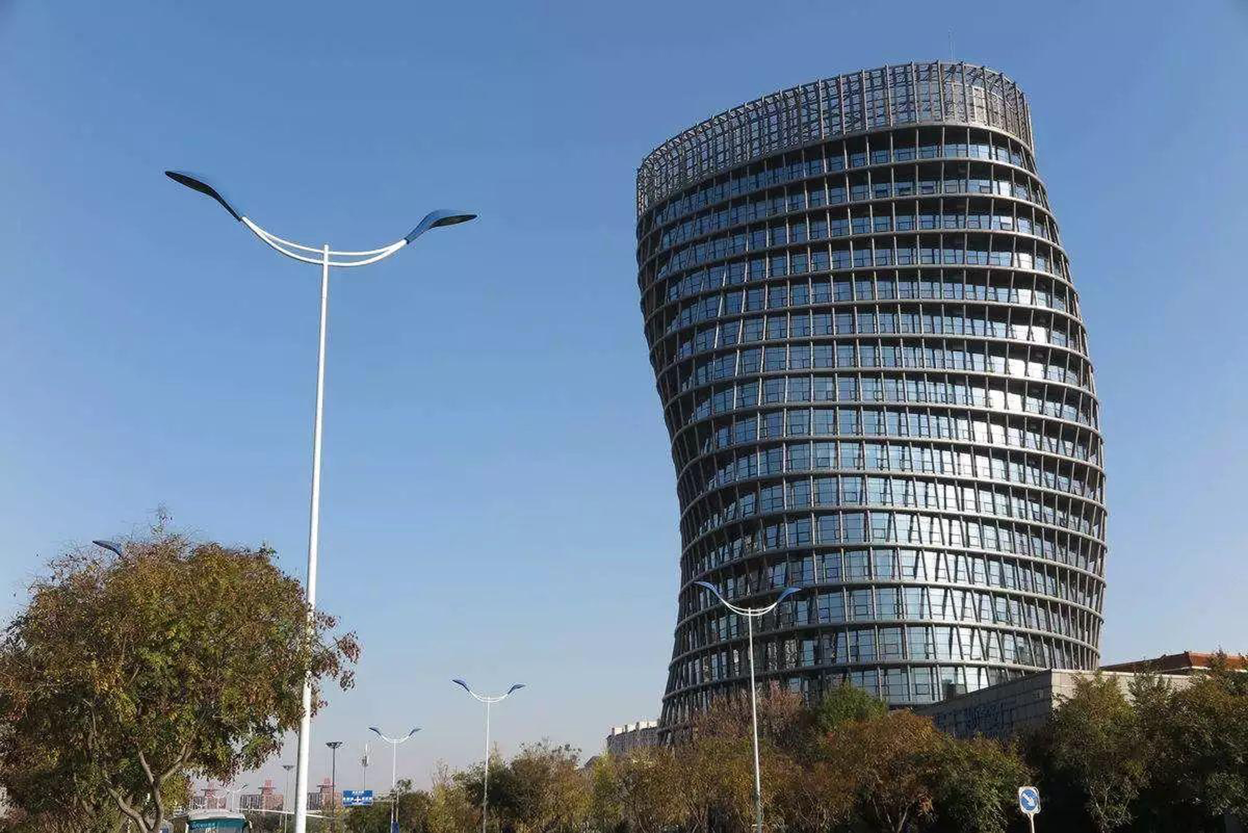 谁能和大裤衩秋裤楼完美配套 大裤衩 配楼 - 情书号