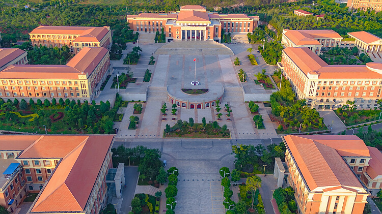 云南大学吞并红会医院后，成功获批临床医学！