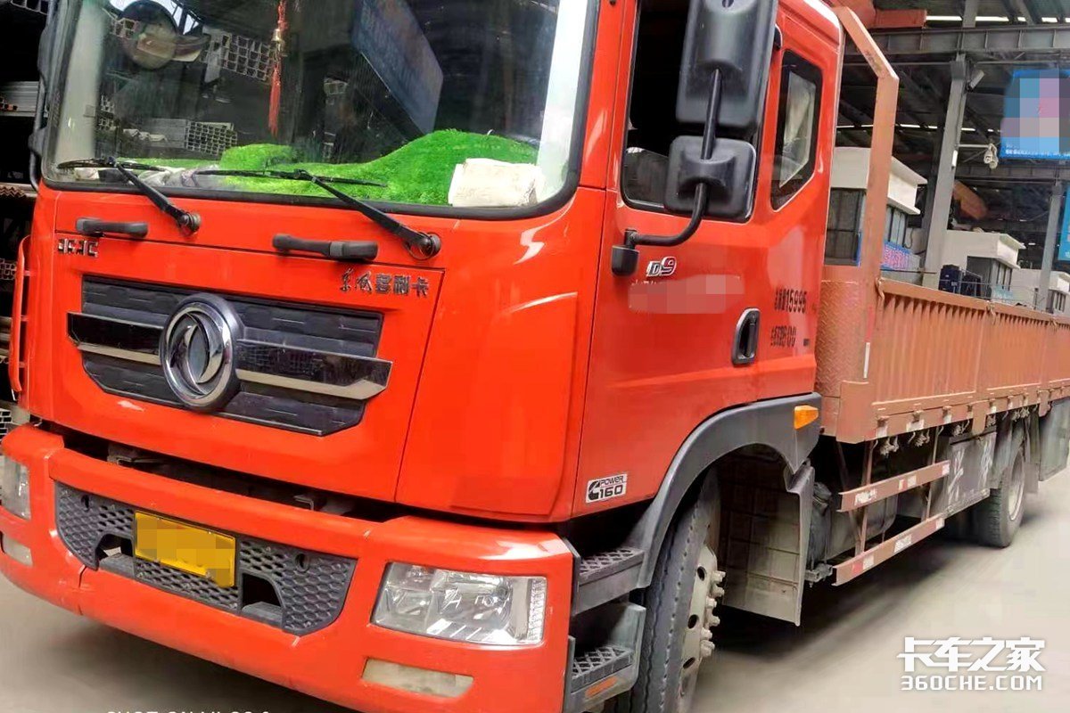 东风多利卡：钢材市场上的钢铁巨人，承载着物流运输的重任