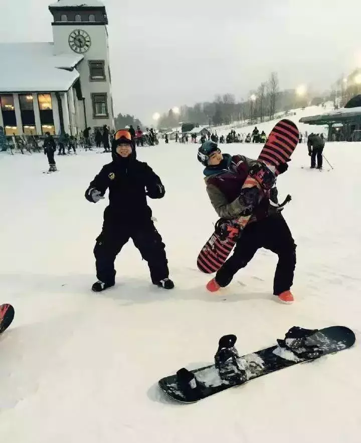 单板世界杯蓝山站(在西安爱上滑雪，爱到女朋友跑了也要滑)