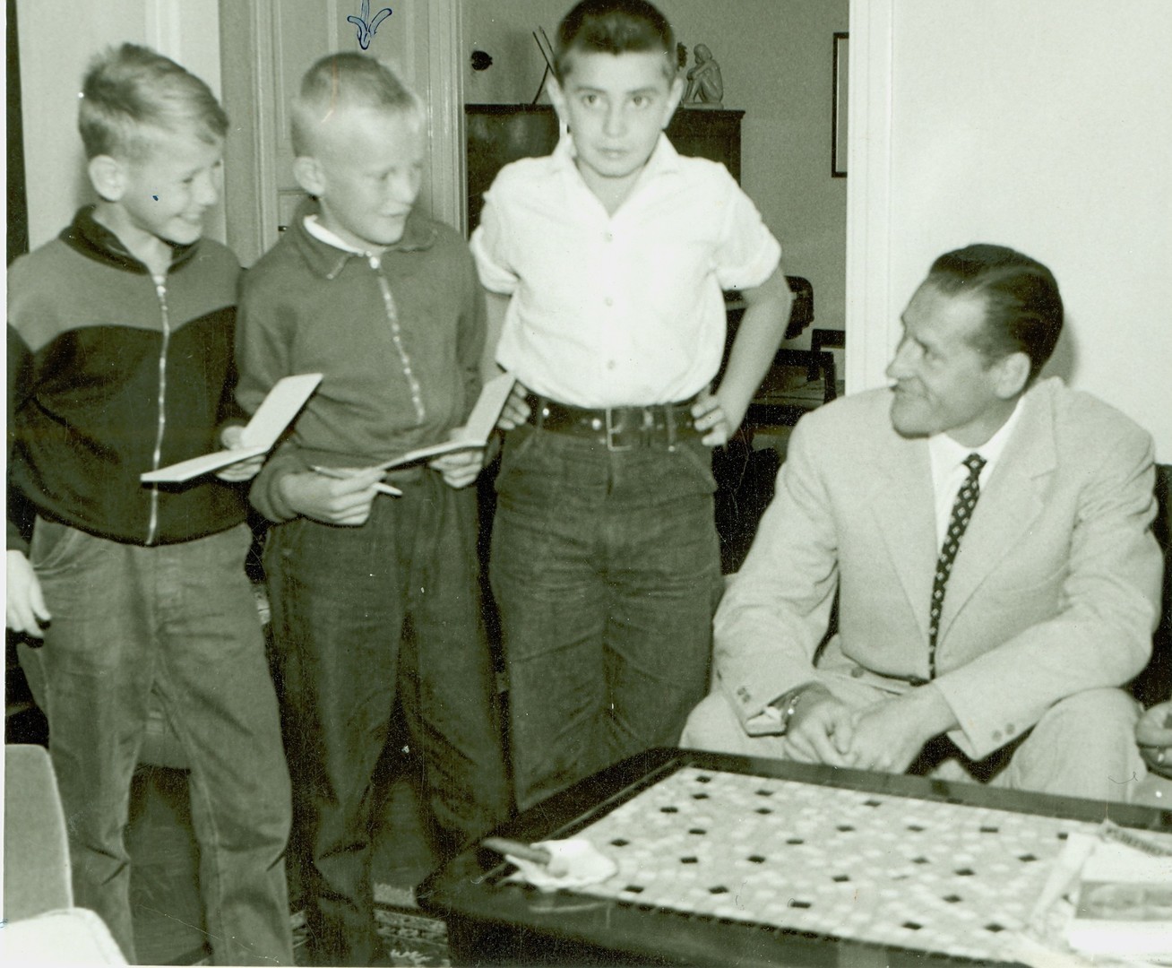 希望小马尔蒂尼不会在今天爆发（一文讲述马尔蒂尼家族编年史，百年意大利足球变迁都在这里）