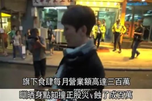 49岁TVB女艺人坐公车吃路边摊，经商亏损百万，内地买房养老
