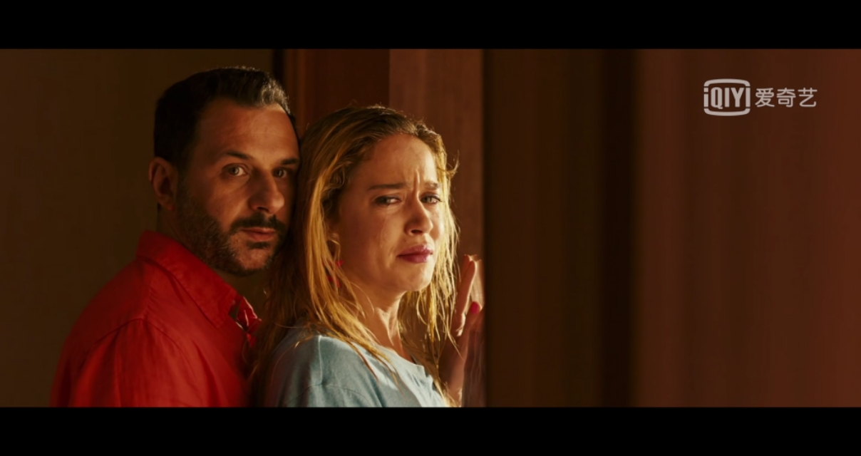 今日烂片:《复仇战姬》,前半段福利片,中间狗血剧,后面血浆片