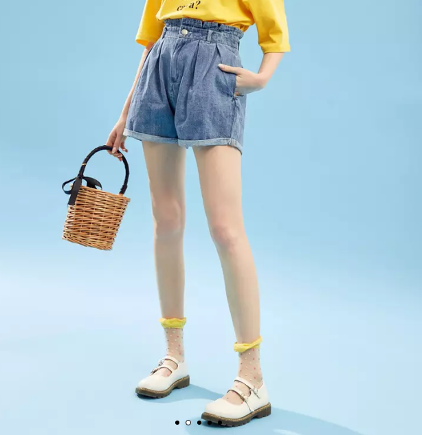 美特斯邦威2012夏裝（美特斯邦威，夏裝新款花苞腰頭牛仔短褲，翻邊設計 簡約風格）