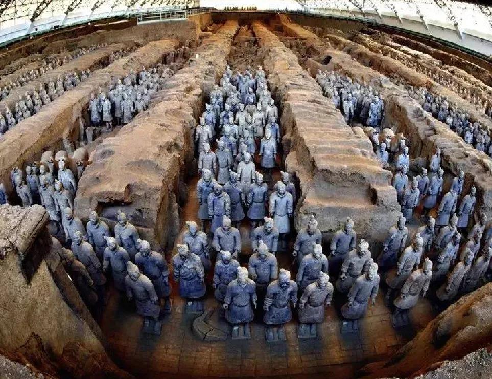 兵马俑的来历(秦始皇墓地有多吓人)-人人投票