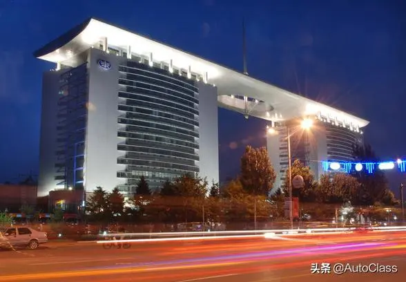 国内十大汽车集团的总部，哪个最气派？