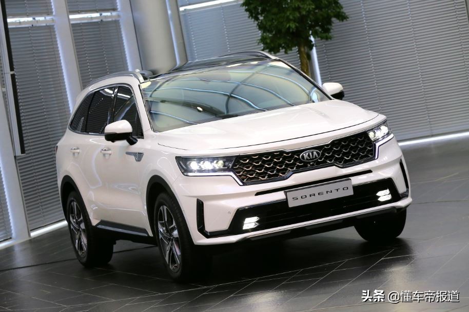 新车 | 竞争汉兰达，起亚新款索兰托发布，更换车标，来国内买吗？