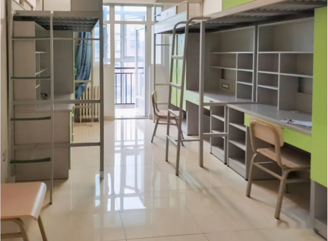 南开设“夫妻宿舍”引家长质疑，但学生支持：读书生活两不耽误