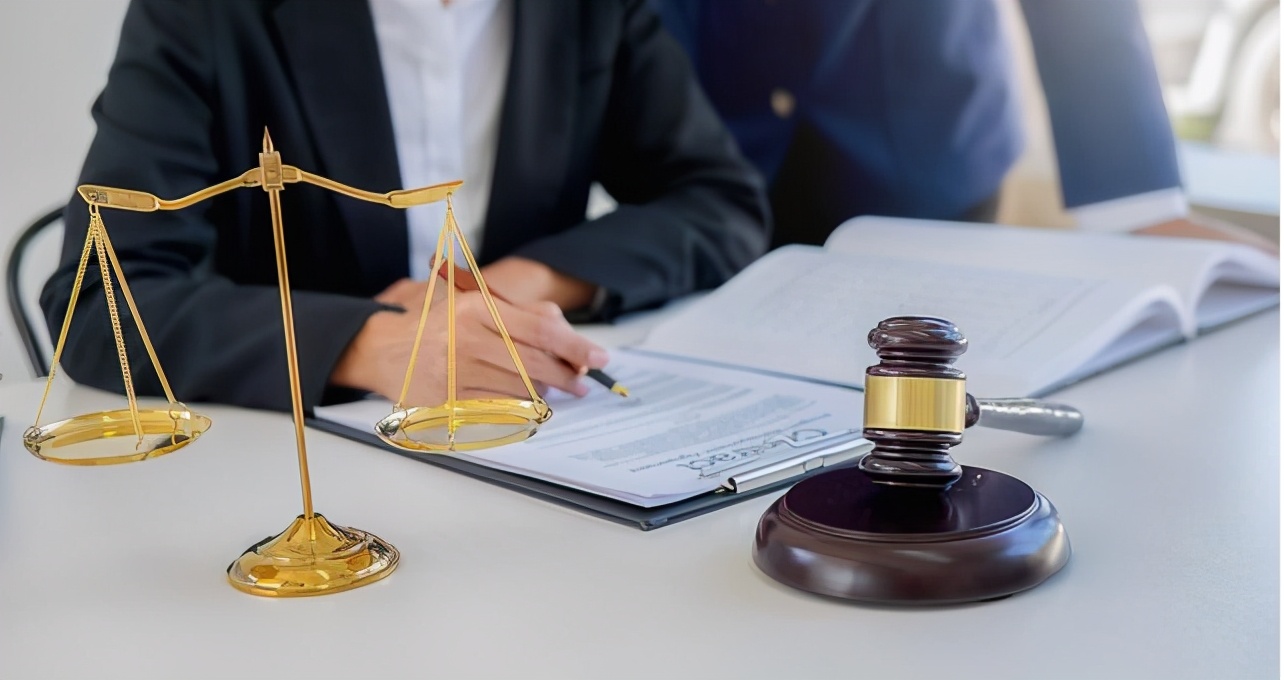 委托人嫌法院判决慢，连捅数刀致女律师身亡