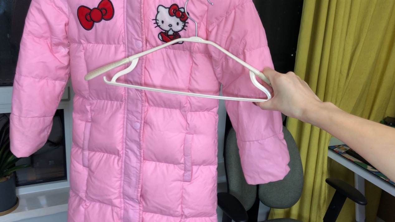 羽绒服怎么挂才不变形 羽绒服怎么挂-第1张图片-潮百科