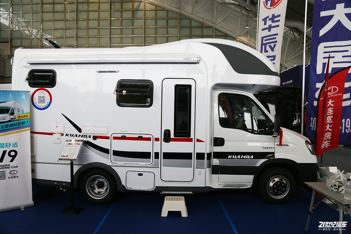 60万以内大额头房车新选择!宽大v9房车带给你不一样的感受