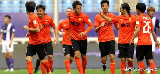 中超火神杯 为什么（球迷：我终于发现中超冠军奖杯为什么叫火神杯了）