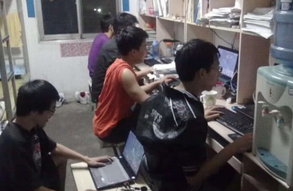 大学宿舍被分为“五个等级”，三等颇受喜爱，一等高端却屡遭吐槽