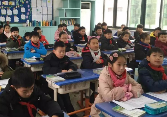 4篇小学生0分作文，老师看完忍不住笑，家长脸红：不是我教的