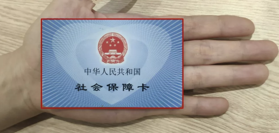 刷牙不冲牙=牙齿白刷，每天在家2分钱洗牙，这辈子都不掉牙