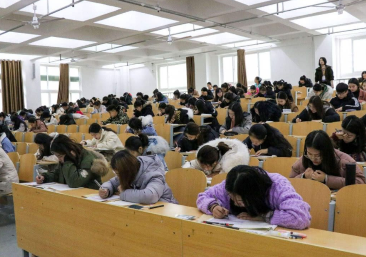 考研也有难度排行榜，榜首上岸几率很大，第四种能上岸的都是牛人