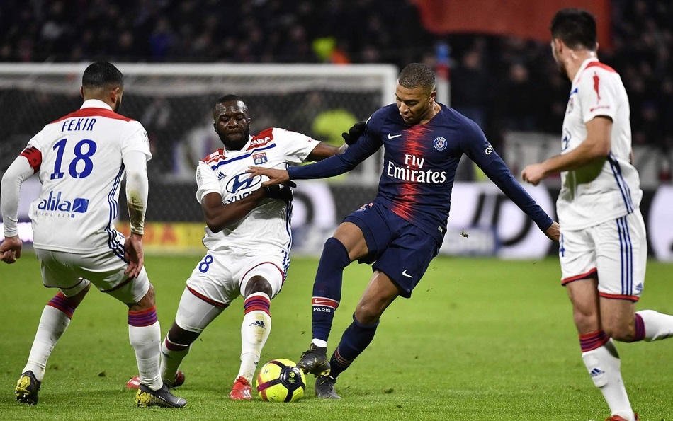 什么是欧冠西甲意甲法甲（欧冠成绩差太多，法甲能和其他四大联赛并称五大联赛，这是为何？）