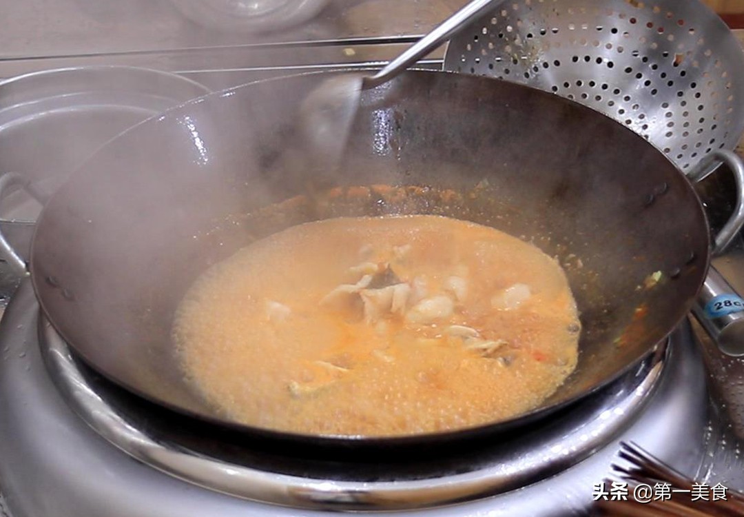 番茄鱼怎么做去腥（番茄鱼这样做鱼片滑嫩如豆腐）