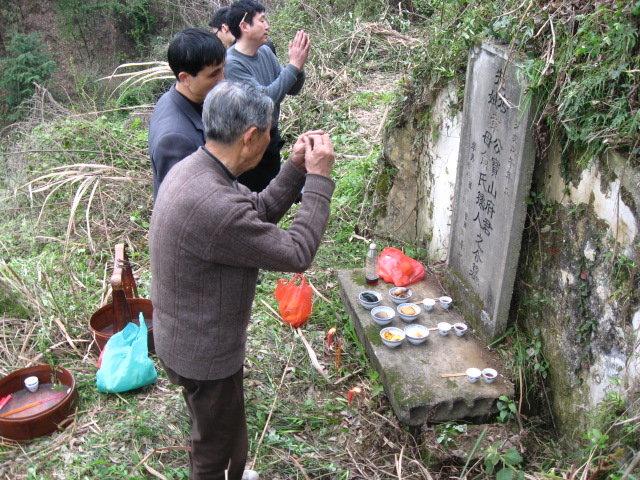 时至清明，清明上坟有啥讲究？祖坟真的能预示后人的凶吉祸福吗？