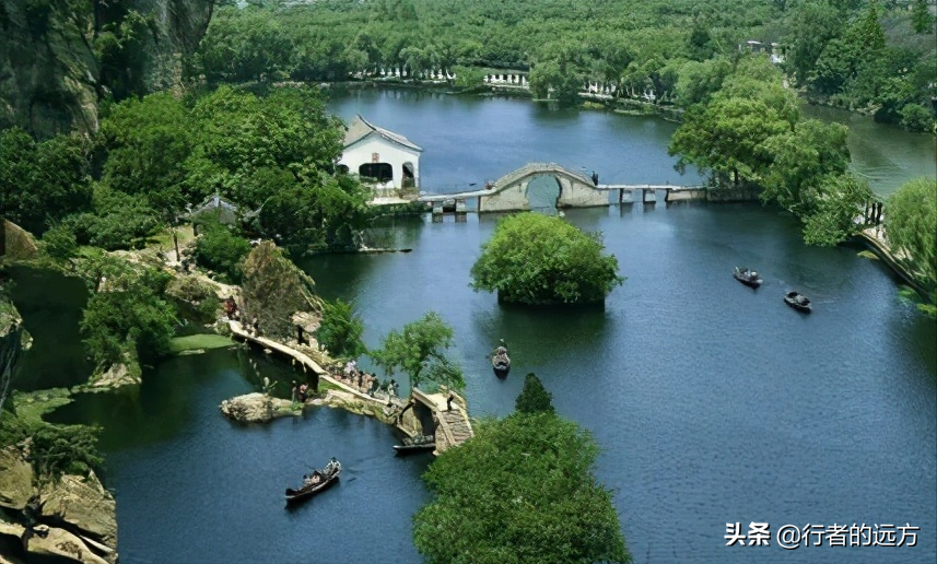 春和景明，曲水流觞，赏兰亭美景，品笔墨书香