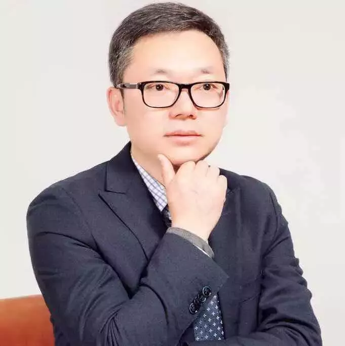 小城的“C位”律师