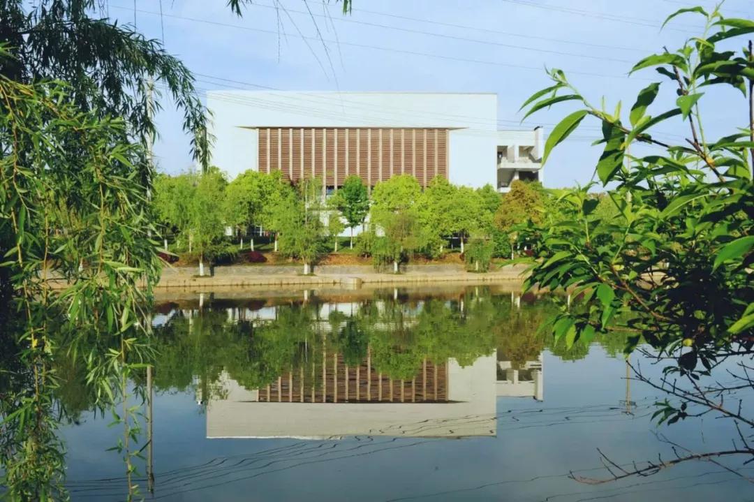 黄山学院怎么样黄山学院是专科还是本科