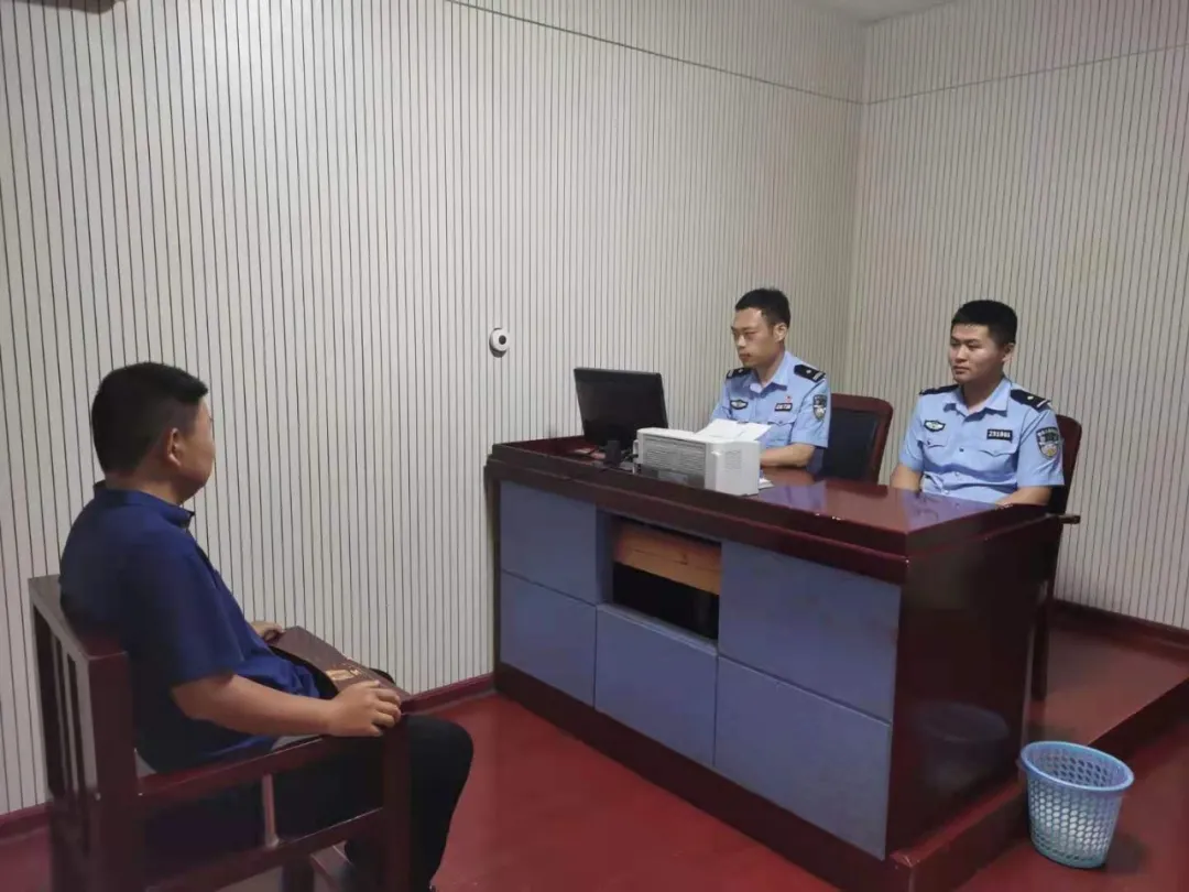 新沂警方破获本市首例高空抛物案!