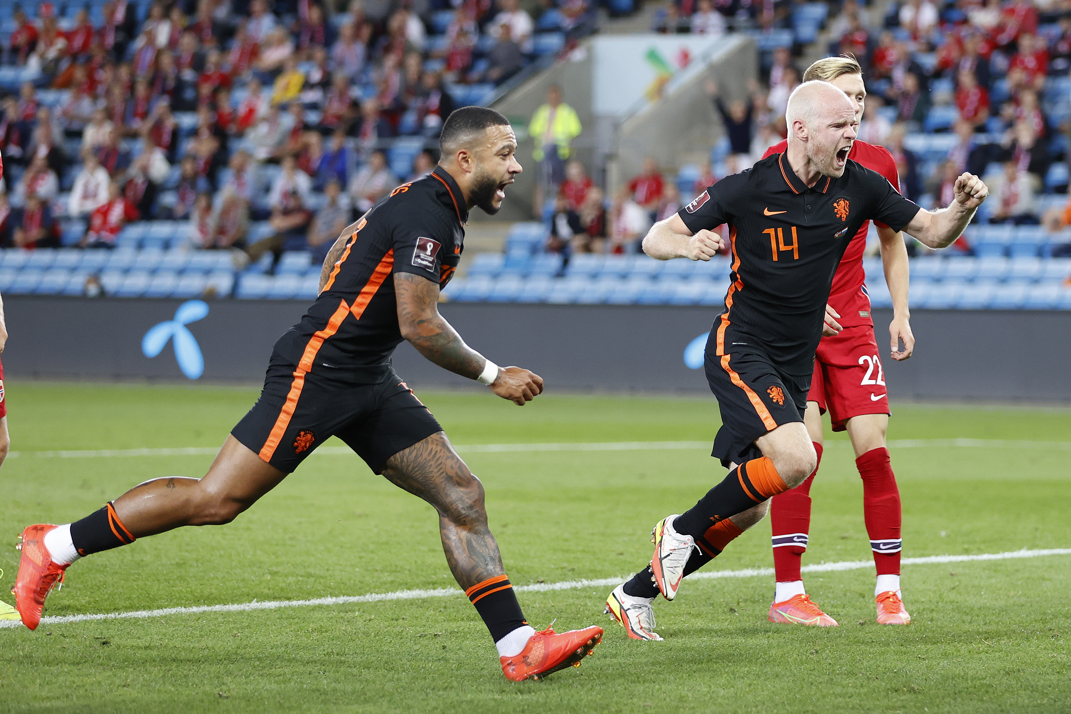 挪威足球2022世界杯(爆冷 读秒绝平!世预赛死亡之组乱了:3队同分,世界