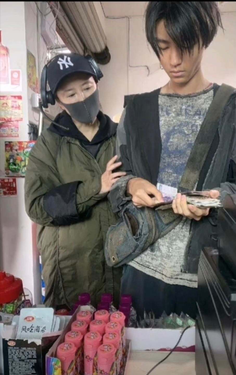 瘦到皮包骨的男人图片(男明星瘦成纸片人) - 赤虎壹号