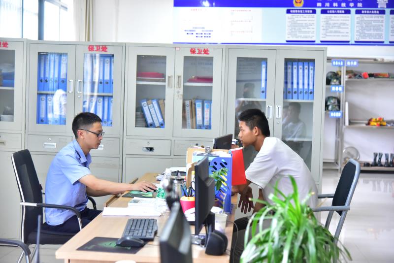 2021征兵有新变化，出现这几种政审不合格，大学生参军无望