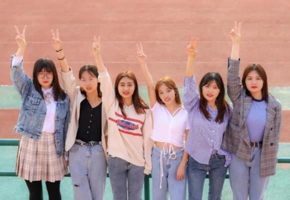 四川大学同寝室6名女生，集体保研成功，网友称赞实力与颜值并存