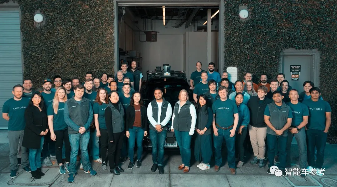 谷歌无人车开创者敲钟上市！平台型自动驾驶第一股市值130亿美元