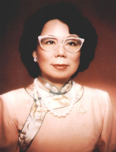 离世31年，李嘉诚却为她坚持扫墓31年，庄月明有何优秀之处？