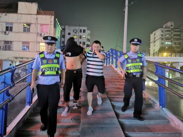 河南一女子遭合租男“暗算”：偷拍裸照和洗澡视频，还被威胁去开房