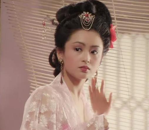 三国演义祝融夫人扮演者(三国祝融夫人是谁演的) - 风集网