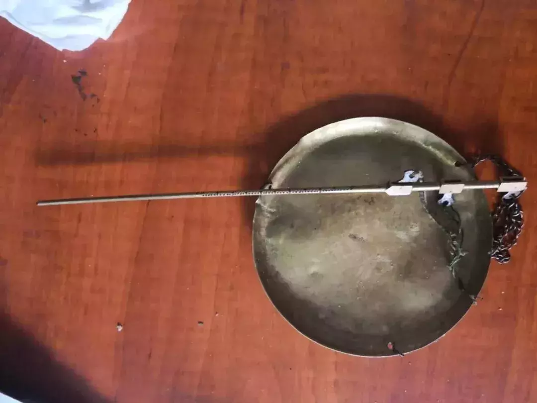 男子沿街推销能治百病的虎骨?赣州民警走访发觉不对……
