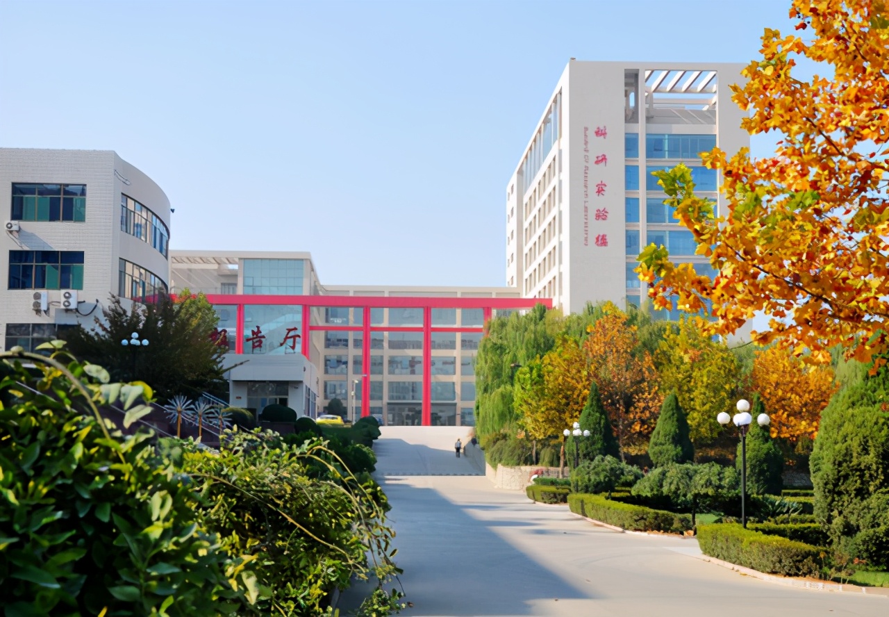 专科中的“清华”，学生不用愁毕业，十有八九都能牵手铁路部门