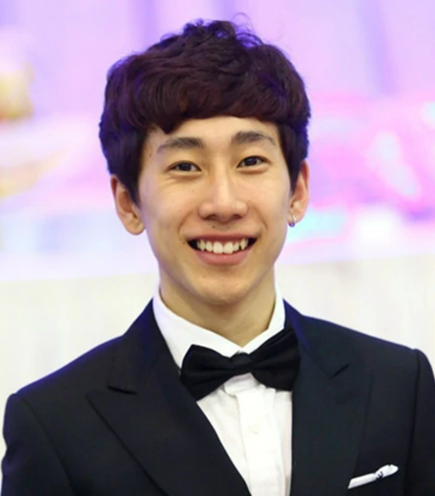 23岁的时候就成为了父亲,如今也是变身奶爸,或许,这才是韩天宇想要的