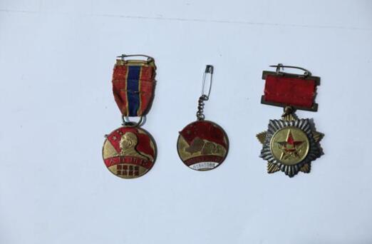 深藏功名的张富清：行军途中听到新中国成立喜讯