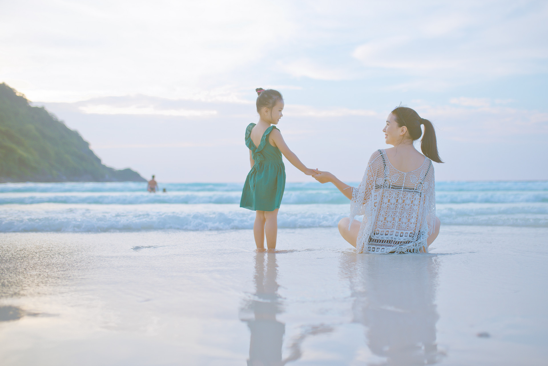 婴儿晒黑多久能白回来（海边旅游回来4岁孩子皮肤被晒伤）