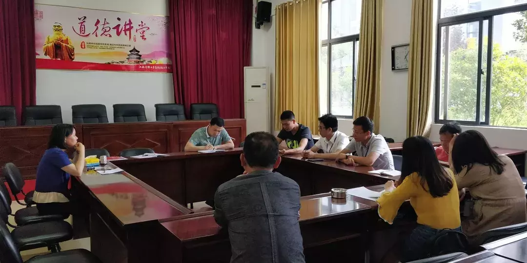 刘唐根：职业教育战线上的一面旗帜｜榜样