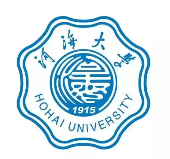 红白校徽的大学图片