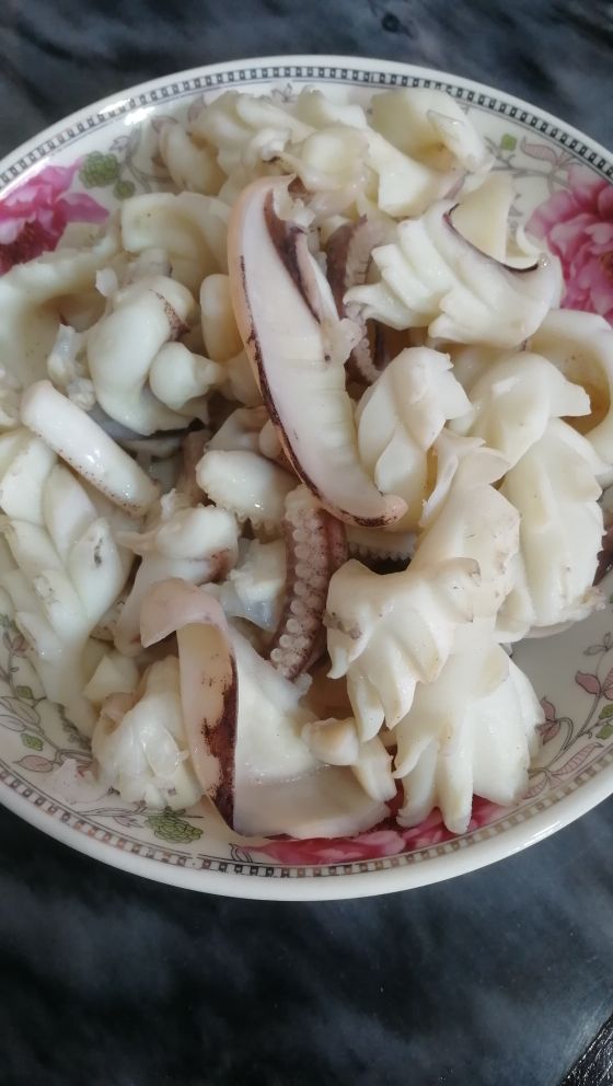 初二回娘家，爸妈备上一桌好饭菜，迎接女儿回家拜年，真幸福