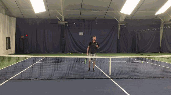 绕网球怎么打(详解3种常见的网球截击类型，高低、快慢、远近都不相同)