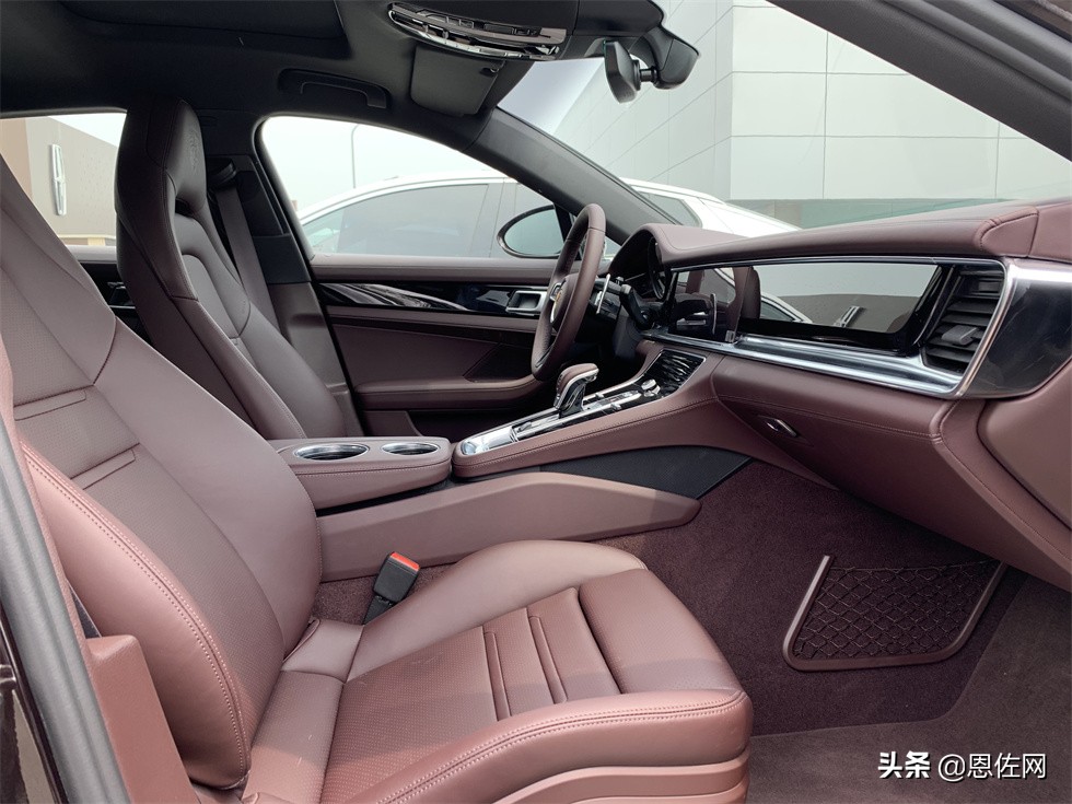 外观运动内饰豪华的家用首选车型 保时捷 panamera