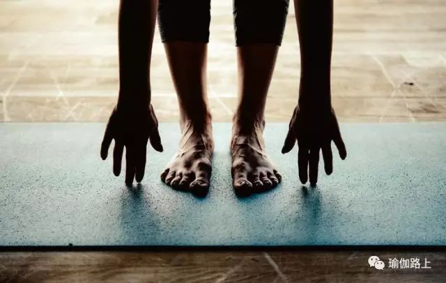 练瑜伽，走进这 7 个误区，离受伤就不远了