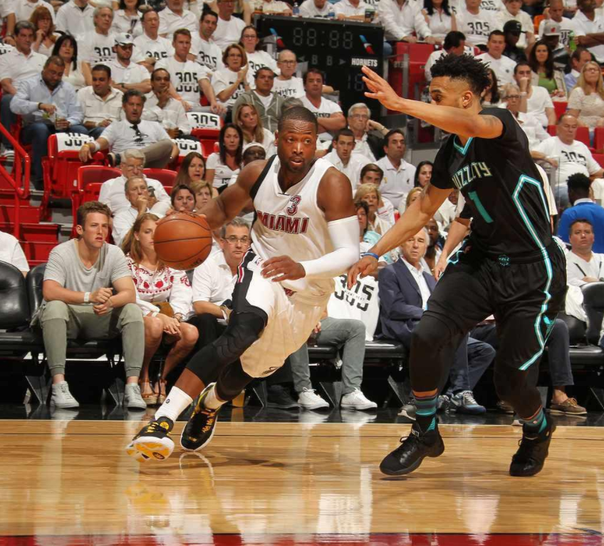 nba里的变向狂魔有哪些（晃人高手！盘点NBA变向能力最强的十大球星：前三名无争议）